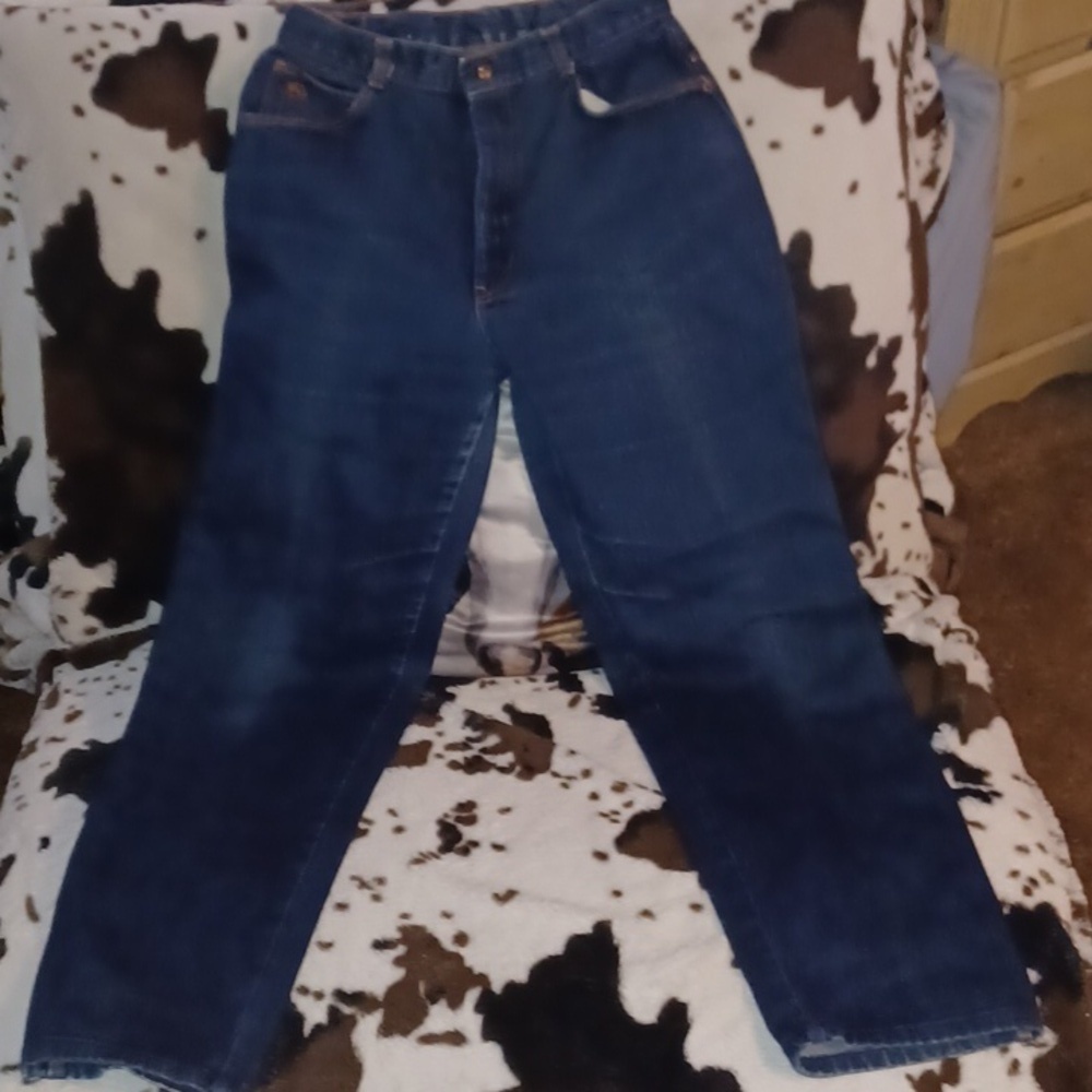 LORD ISAACS JEANS, SIZE 14 WOMENS, WIDE THIGH AND LEGS, SUPER NICE.